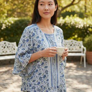 Cynthia‎ Rowley Women's Blue & White Floral Print Blouse Size IX